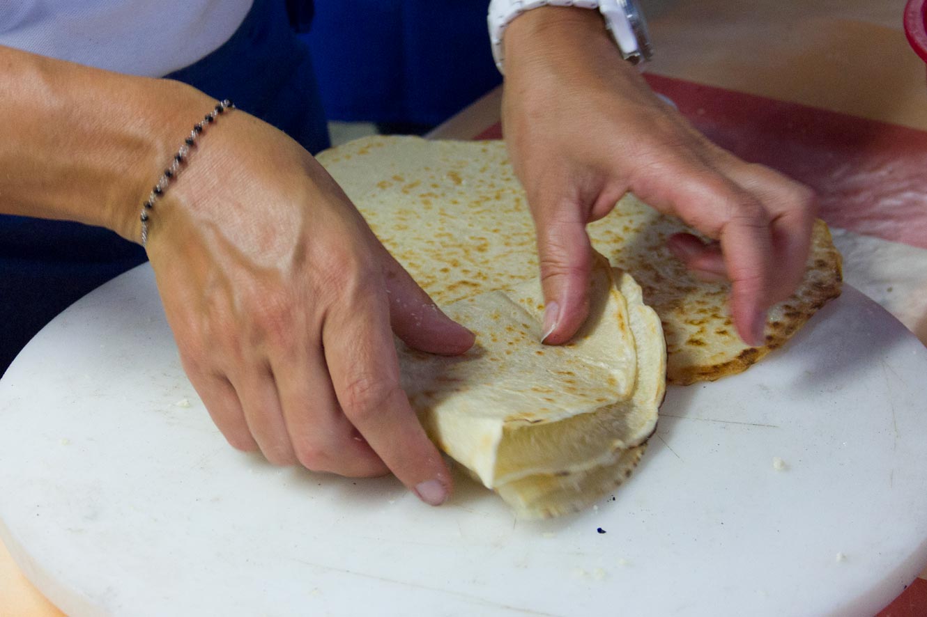 il ciaccio viene ripiegato su se stesso